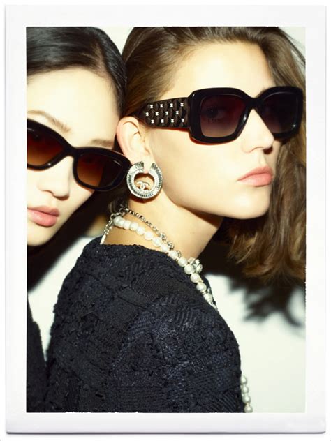 Chanel sunglasses with on top